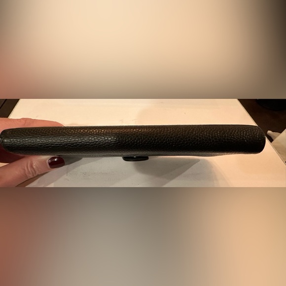 CHANEL Coco Mark Bifold Long Wallet in Black Caviar Skin - Picture 3 of 12